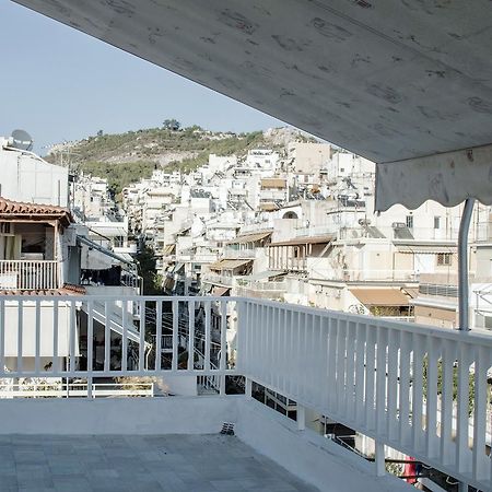 Top Floor Studio With Endless View Apartment Атина Екстериор снимка