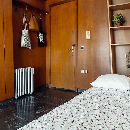Top Floor Studio With Endless View Apartment Атина Екстериор снимка